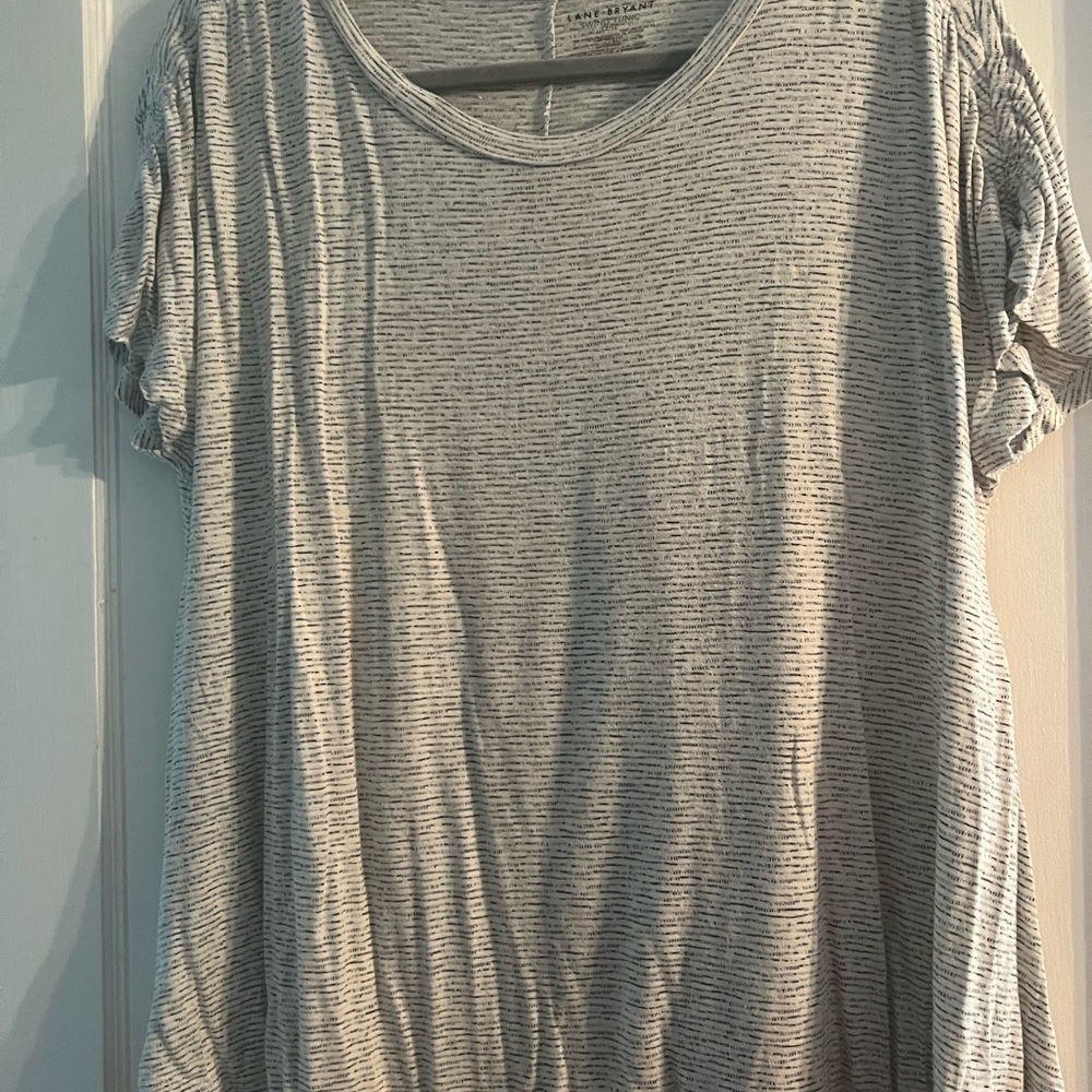 Lane Bryant Gray Relaxed Short Sleeve T-Shirt